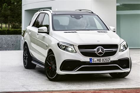 facelifted mercedes benz ml   gle debuts  ny