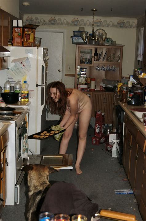 completely naked girls in the kitchen 30 peeping photos the fappening leaked nude celebs