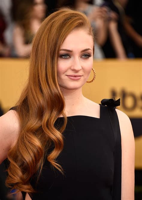 Big Curls With A Side Parting Sophie Turner Hairstyles Popsugar