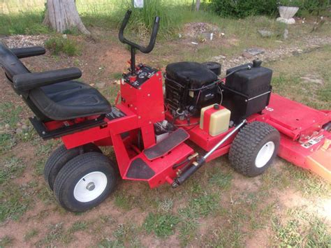 Gravely Promaster 300 Riding Lawn Mower For Sale Ronmowers