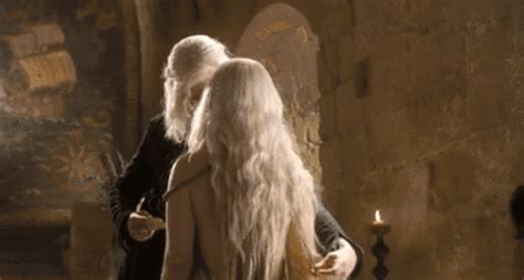 Daenerys And Viserys Thrones Amino