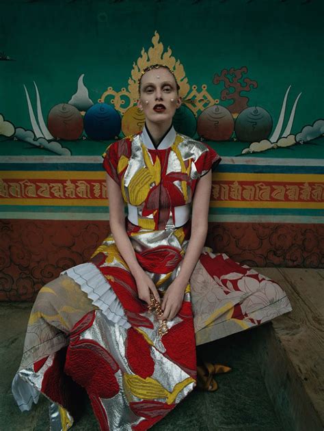 Karen Elson By Tim Walker For Vogue Uk May 2015 The Fashionography