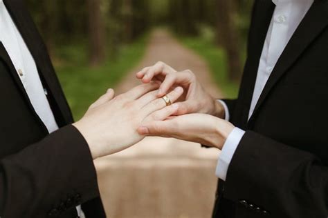 5 best gay wedding ideas same sex wedding ideas usa poppers