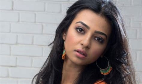 radhika apte on fake nude selfies anyone with a sane eye knows that it s not me