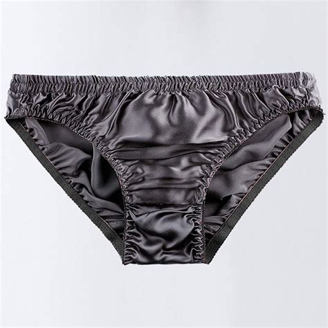 pin en lingerie  men