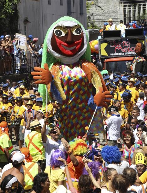 brazil carnival 2012 begins block parties bring revelers