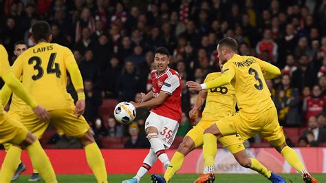 Arsenal 4 0 Standard Liege Gabriel Martinelli Scores Twice In Rout