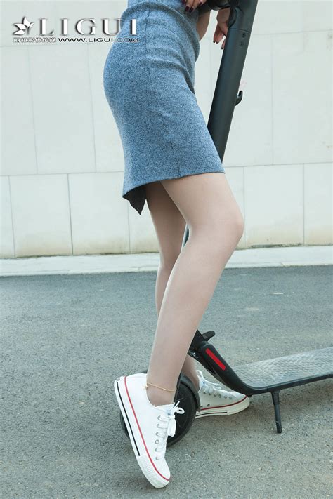 Ice Cream “dress Sports Shoes Beautiful Legs And Silk Feet” [丽柜ligui