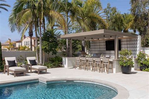 22 Pool Cabana Ideas For A More Luxurious Backyard