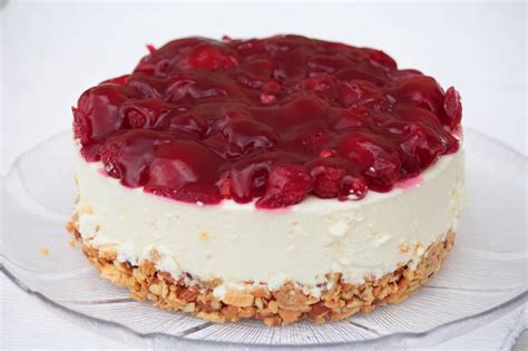 kleine kuchen beeren quark torte ohne backen