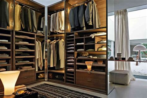 Walk In Closet And Wardrobe Systems Guide — Gentleman S