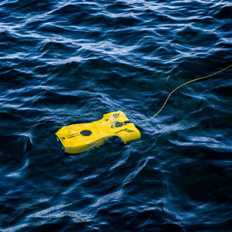 nemo underwater drone   uhd camera underwater drone underwater drone