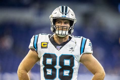 former panthers tight end greg olsen signs with seahawks