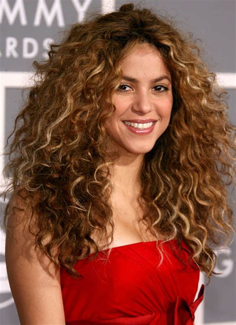 top 23 beautiful hairstyles for curly hair to inspire you