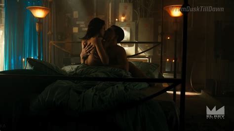 naked eiza gonzález in from dusk till dawn the series