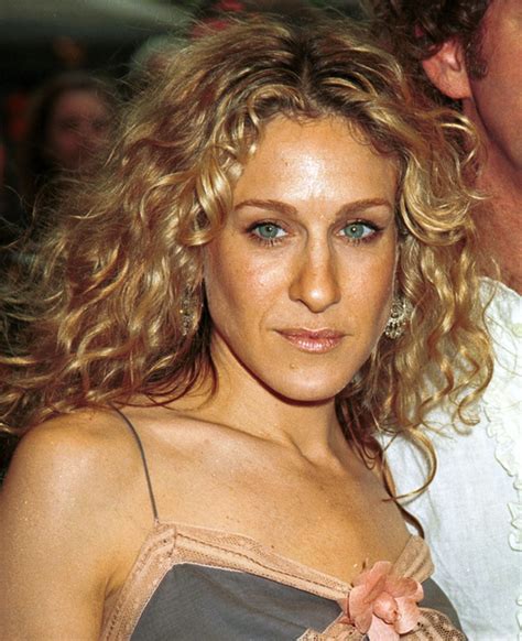 pictures 10 celebrities with naturally curly hair sarah jessica