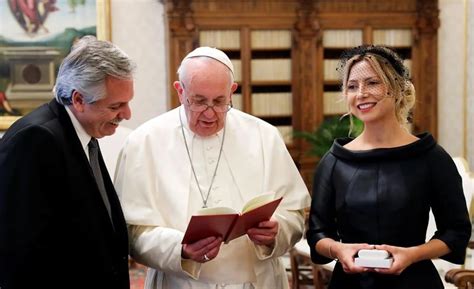 Por Qué El Papa Le Leyó La Oración Del Buen Humor Al Presidente Infobae