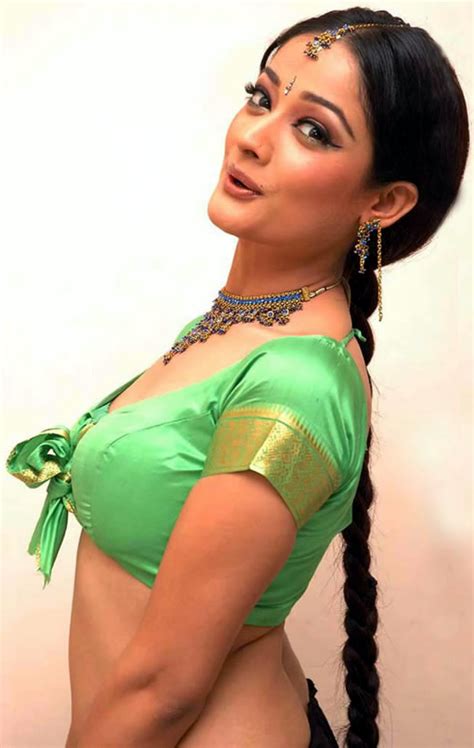 Kiran Rathod Hot Marathi Actress Dress Bolly Break