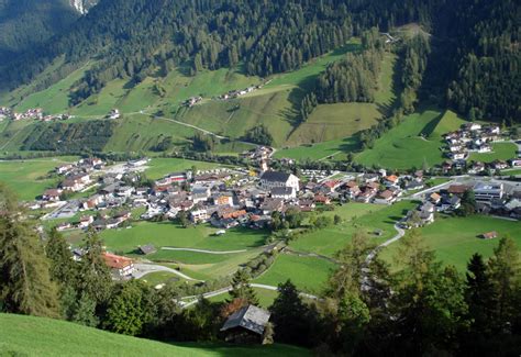 neustift austria hiking