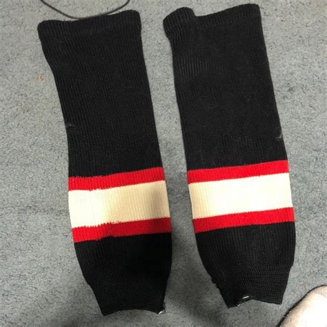 chicago blackhawks adult medium socks sold hockey