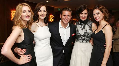 See Downton Abbey’s Lady Mary Edith And More Looking Modern And Mega