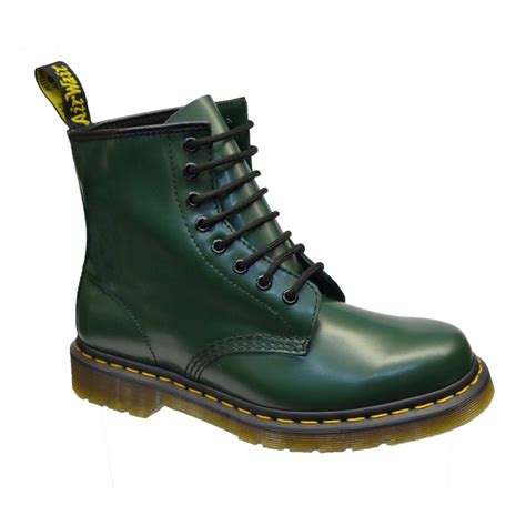 dr martens dr martens  green smooth  unisex boots dr