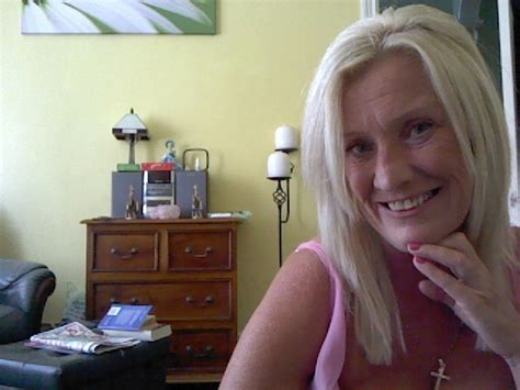 Dacingdiva 49 From Canterbury Is A Local Granny Looking