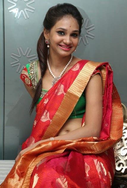 Dressing Below Navel Saree Hot Navel Show In Saree