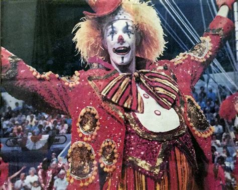 circus life   local man recalls clowning