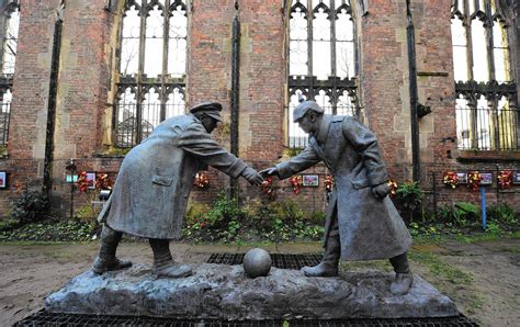 anniversary   christmas truce  wwi