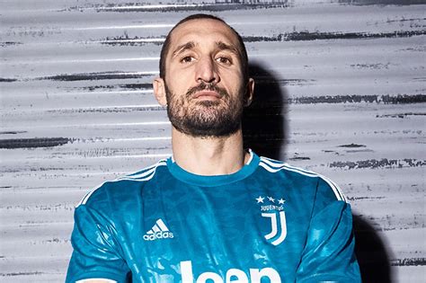 officially official juventus complete  set unveil
