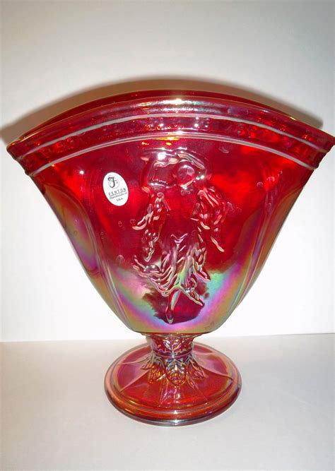 fenton glass ruby red carnival iridized dancing ladies fan vase ffogkc 2007