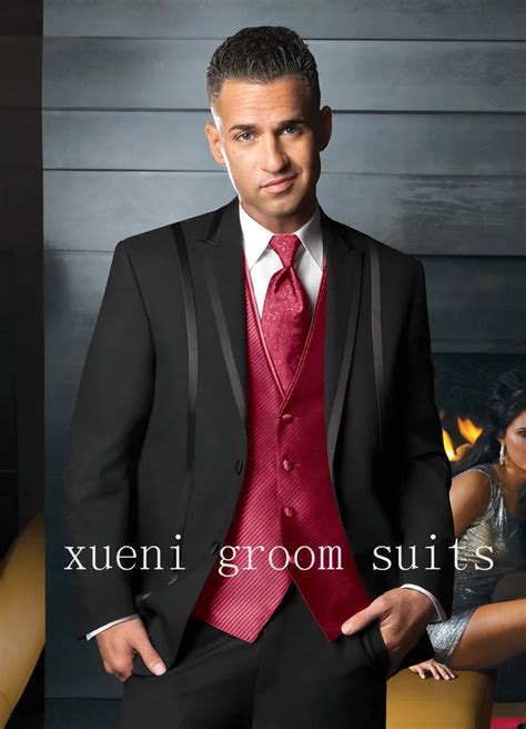 2015 Simple Black Peaked Lapel 3 Pieces Groom Tuxedos Man Wedding Suits