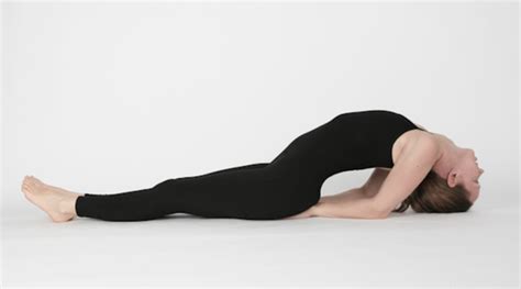 easy  potent yoga poses  strong powerful abs bookyogaretreatscom