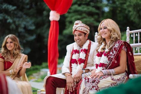 husband and wife chicago wedding photography indian wedding