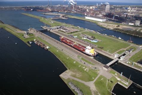 port  amsterdam mighty shipscom