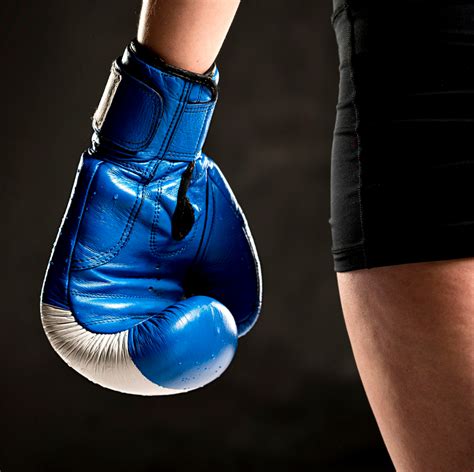 clean boxing gloves step  step boxing   deal