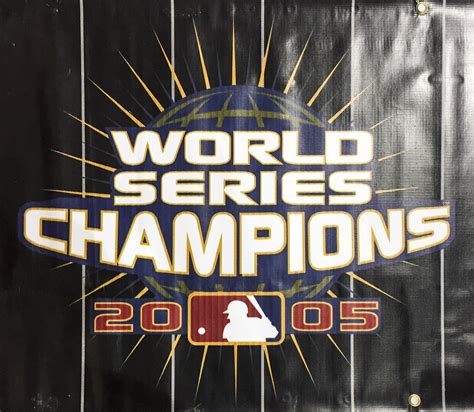 lot detail  chicago white sox world champions    ft