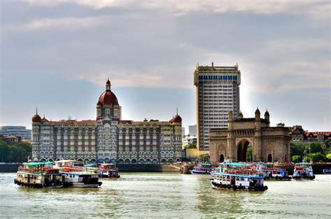 top  attractions  places  visit  mumbai