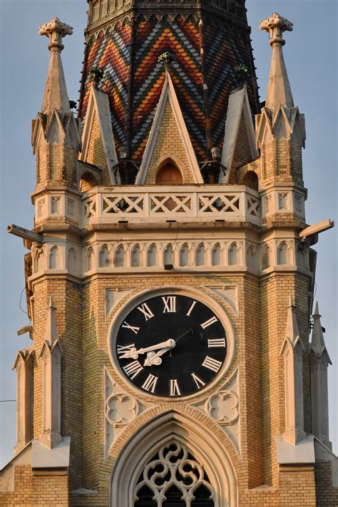 picture analog clock bricks cathedral catholic church tower