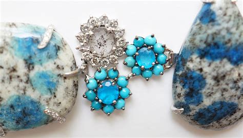 sensational stone jewellery strong article
