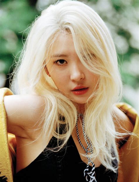13 Blonde Hairstyles That Match These Female Idols