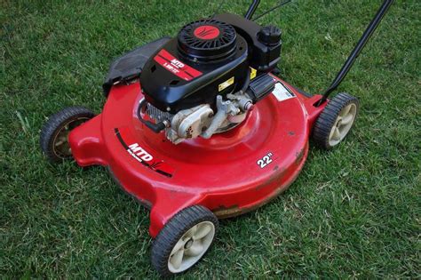 22 Mtd 3 8 Hp Push Lawn Mower W Tecumseh Engine Saanich