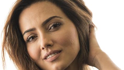 i never said i enjoy doing bold roles sana khan desimartini