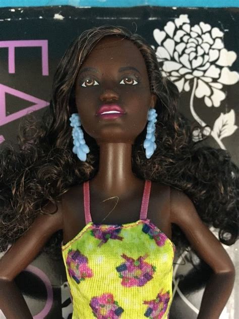 Black African American Barbie Fashionistas Doll 20 Fancy Flowers