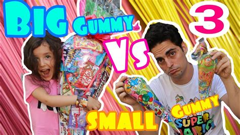big gummy vs small gummy 3 gominolas grandes vs gominolas pequeÑas 3 youtube