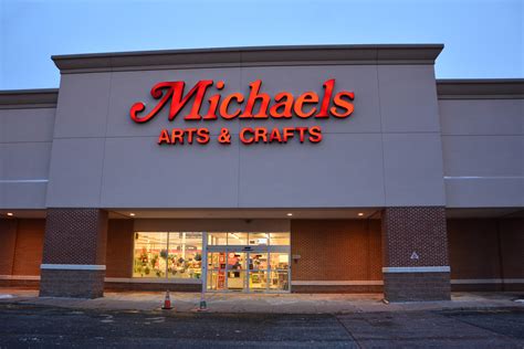 customer shown  video    michaels employee  wzak