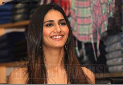 Vaani Kapoor Aka Vaanikapoor Photos Stills And Images