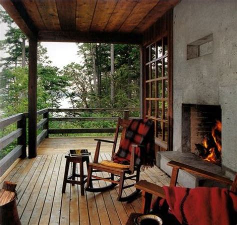 24 Relaxing Wraparound Porch Decor Ideas - Shelterness