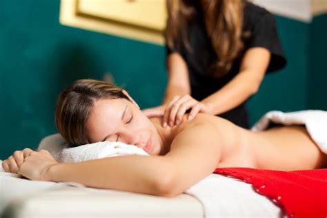 massage 101 types of massages and their overall health benefits